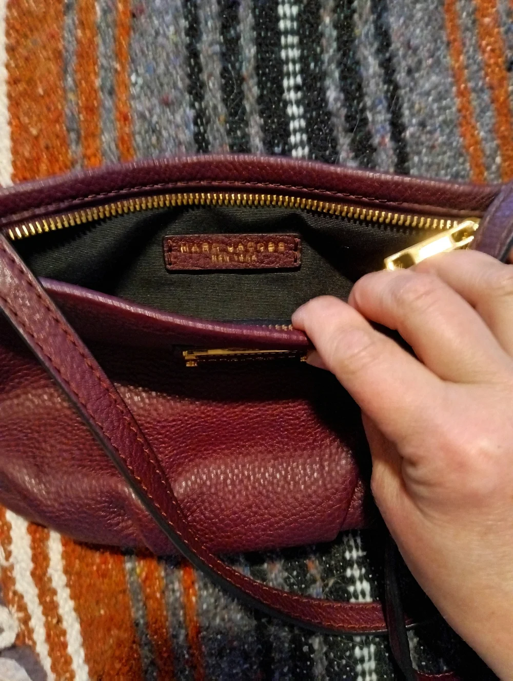 Marc Jacobs Deep Purple Pebbled Leather Shoulder Bag - Picture 6 of 6